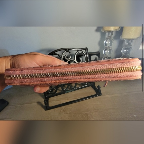 Bottega Venetta Pink Woven interaction Ladies Wallet - Picture 2 of 7